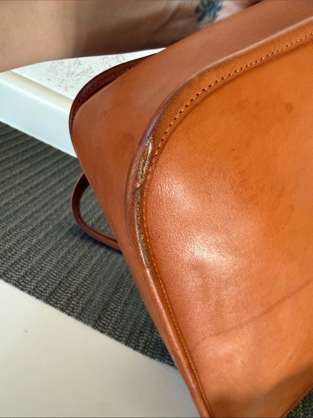 Vintage Coach Rambler - Picture 13 of 17